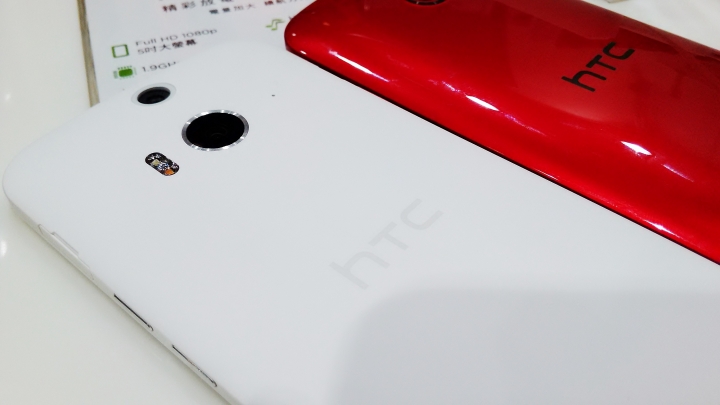 HTC Butterfly 2 實機圖片分享～