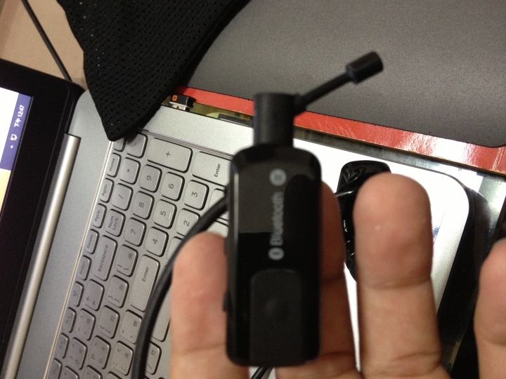 [開箱] SCOSCHE HFBT200 防水IPX6運動耳機