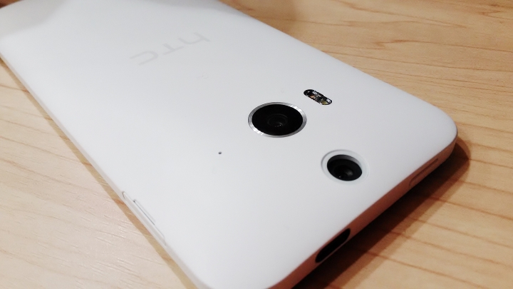 HTC Butterfly 2 實機圖片分享～