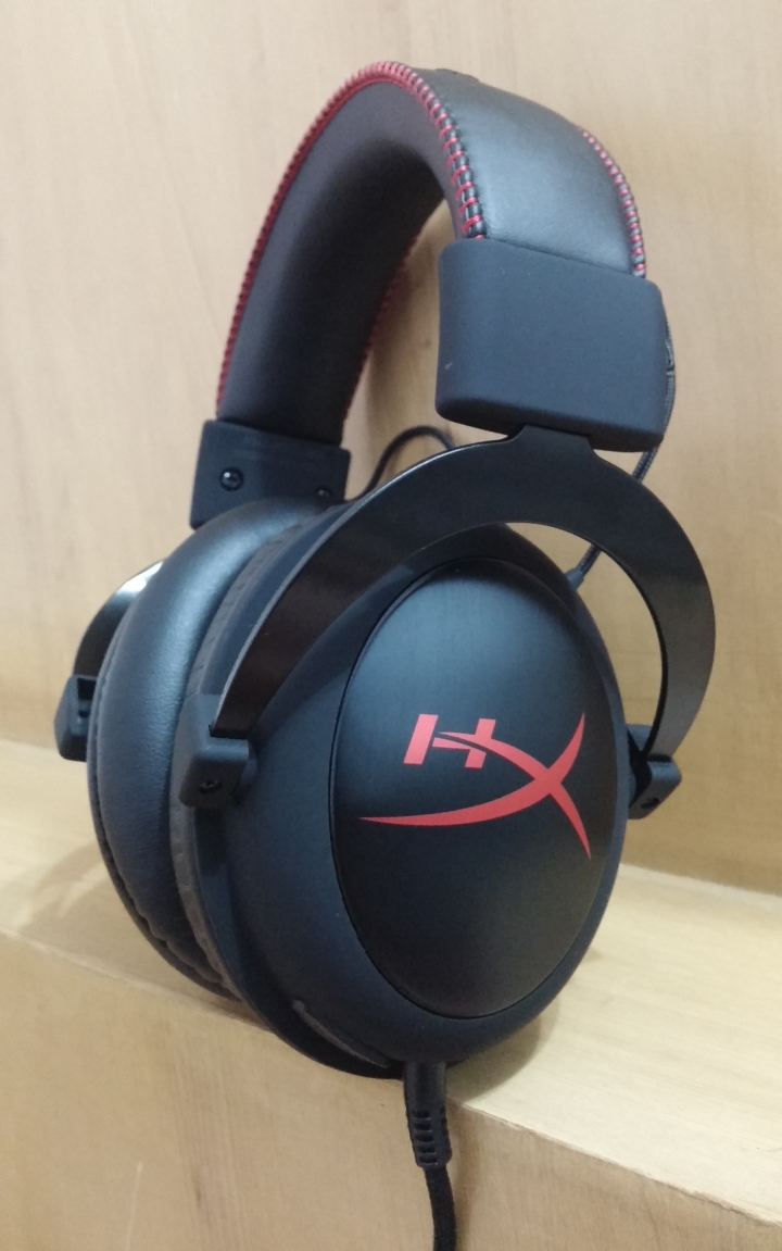 Kingston、HyperX、QPAD 黃金三角代表作—— Kingston HyperX Cloud 電競耳機