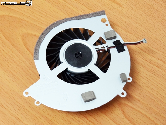 [分享] PS4 保固內...電源觸控沒反應怎麼辦? 自己動手拆 [拆裝流程]
