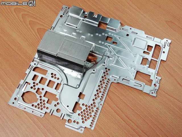 [分享] PS4 保固內...電源觸控沒反應怎麼辦? 自己動手拆 [拆裝流程]