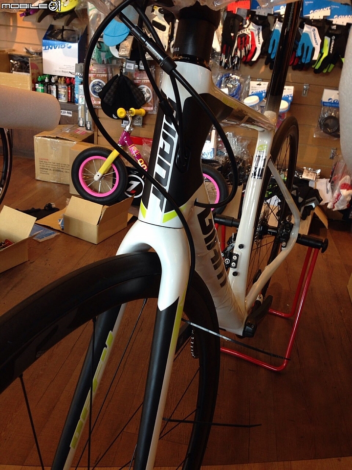 2015 Defy Advanced SL 1  開箱