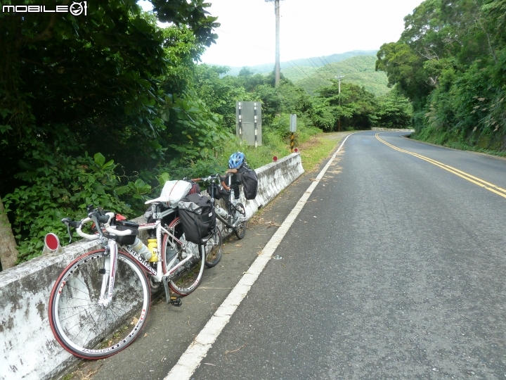 五十與十五二人組的單車環島行─進入高潮迭起的台9線（上）
