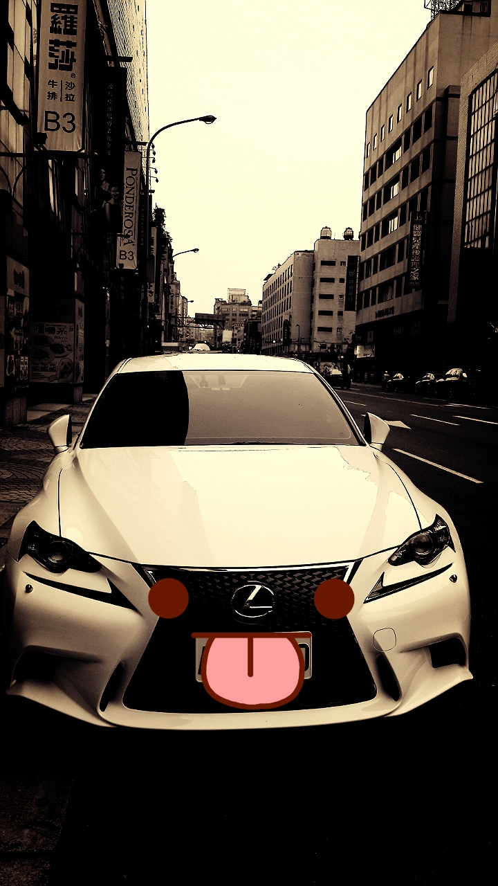 遲了幾個月的Lexus IS300h F Sport開箱紀念