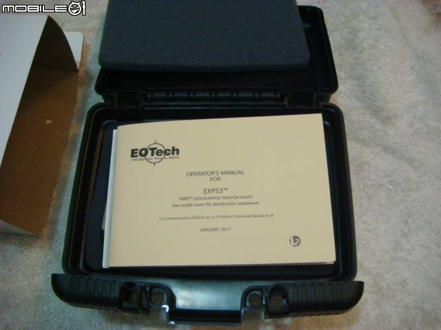 開箱  期待了一個月終於到台灣啦 真品 EOTech EXPS3-0 TAN色