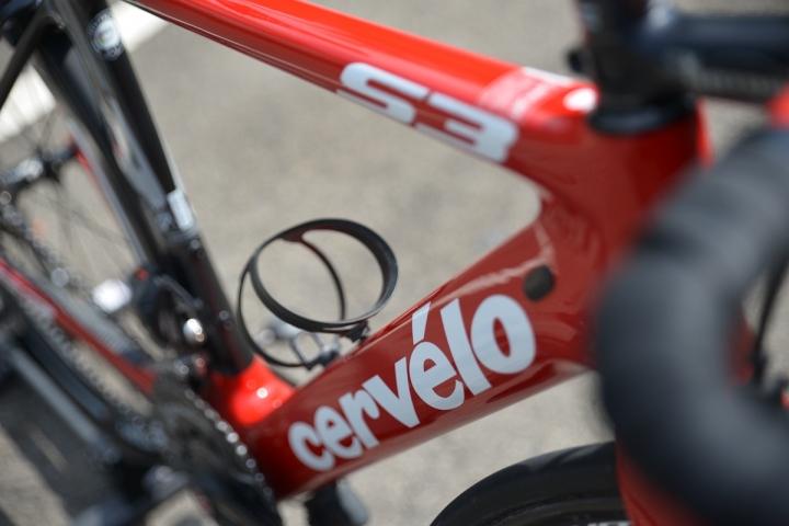 男人就該駕馭~~紅鬃烈馬~~   New Cervelo S3 2014 圖多字少...