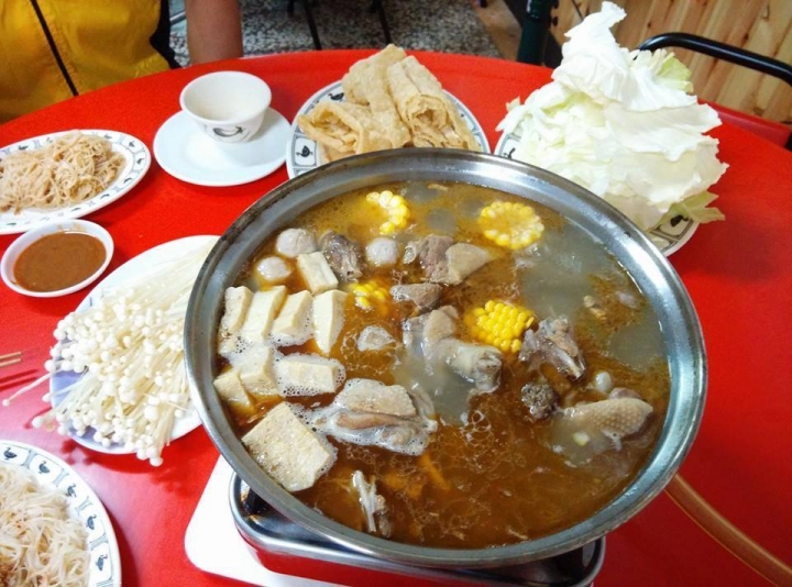 粉嶺族～上山閱讀後到八卦茶園一騎來八卦