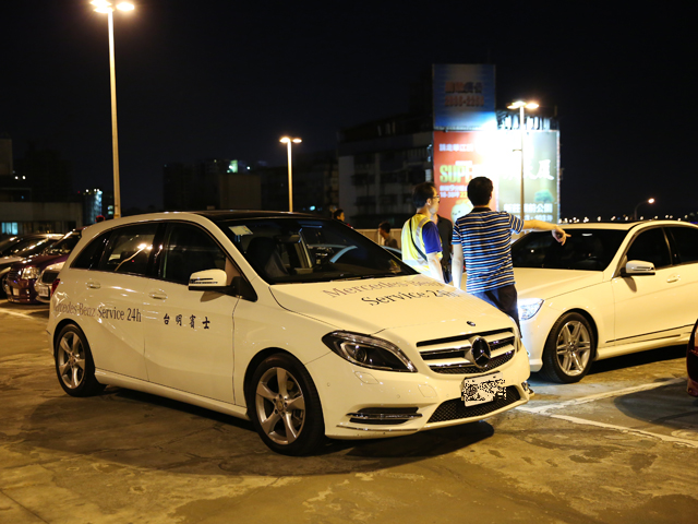令人大開眼界的無差別車聚  驚見M4、大黃蜂、超酷VW！