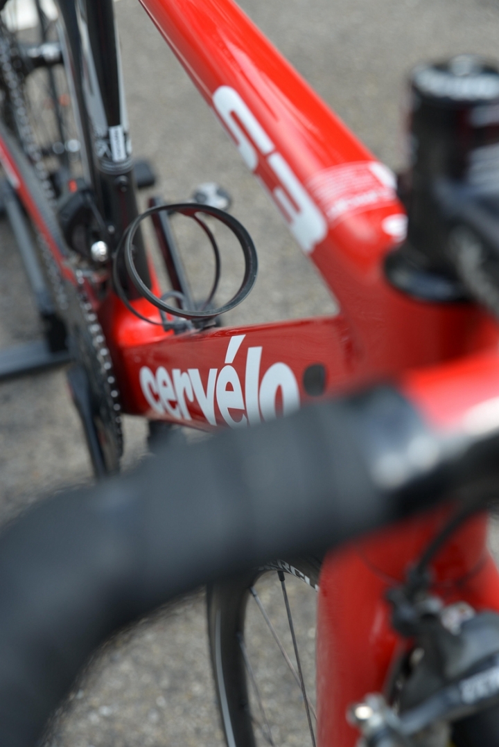 男人就該駕馭~~紅鬃烈馬~~   New Cervelo S3 2014 圖多字少...