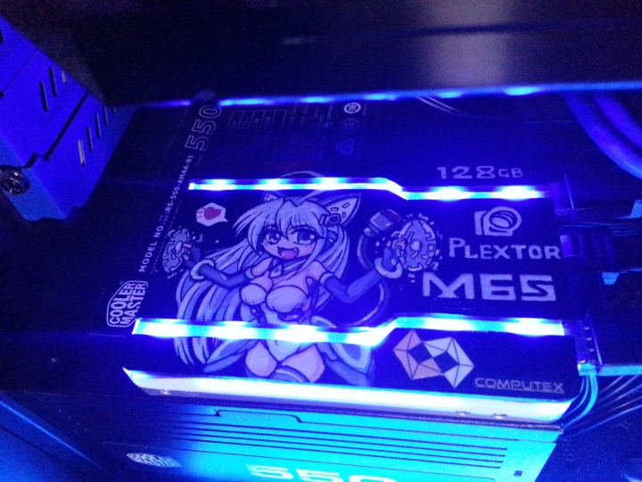 最近作品：讓電腦性能UP的電子妖精！浦科特M6S 128GB藍光LED彩繪版 固態硬碟