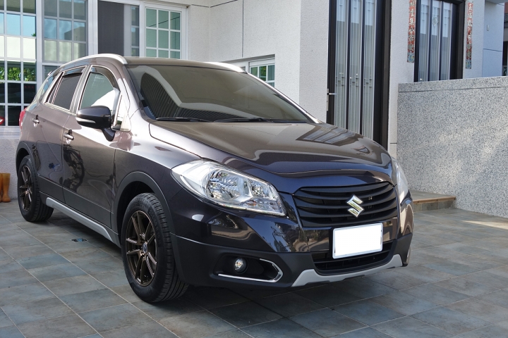 SX4 Crossover 換鞋記。