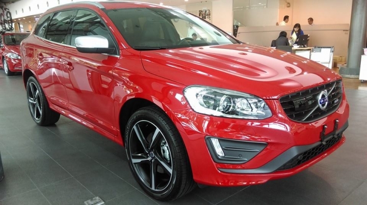 Volvo XC60 T5 R-Design...開箱！9/30補充