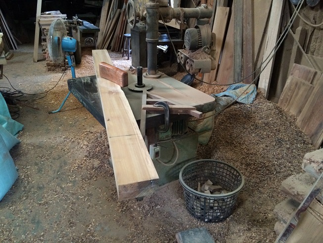 (開箱)老師傅手作餐桌椅+小凳+自製蜂蠟(圖多)