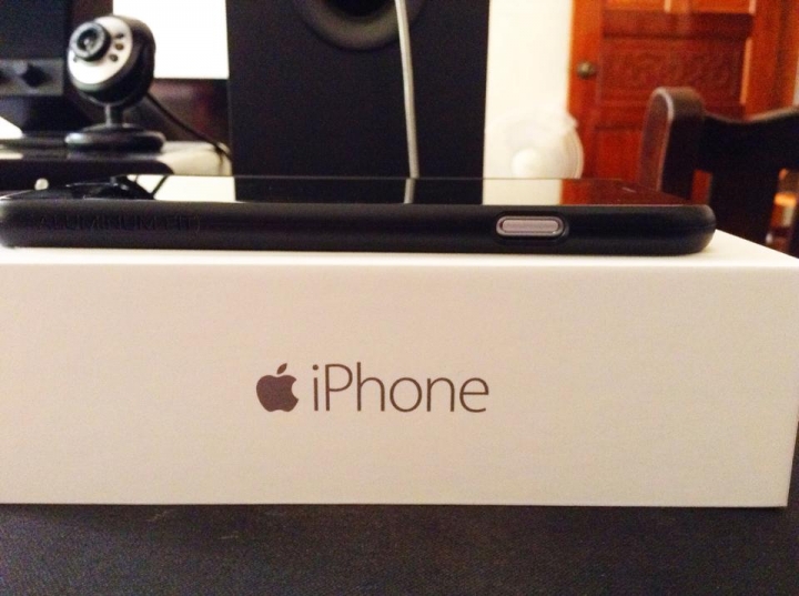 [開箱] iPhone6 保護殼- Spigen Aluminum Fit