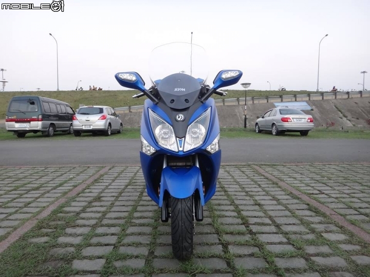 [開箱] 深藍好朋友 2014 SYM GTS300i abs 消光藍