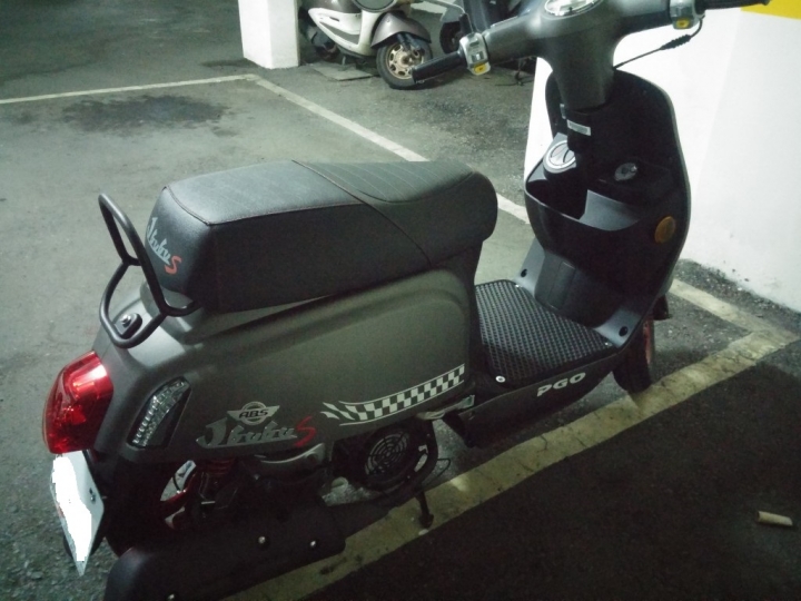 人生第一台機車  J-bubu  晶鑽灰ABS版  不專業隨便開箱