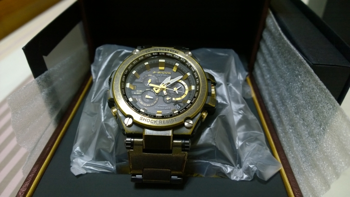 Casio G-Shock MTG-S1000BS-1ADR