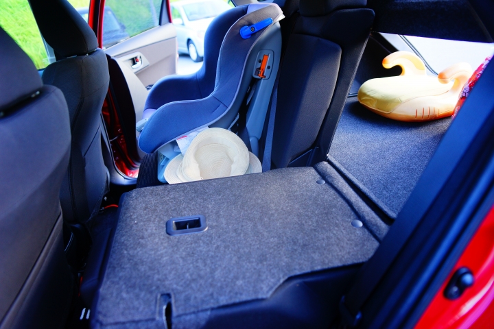 赤い彗星 --- TOYOTA AURIS 夏亞專用機四百公里體驗