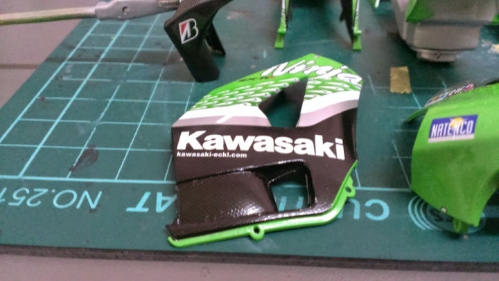 重機模型分享~KAWASAKI ZX-RR-NINJA
