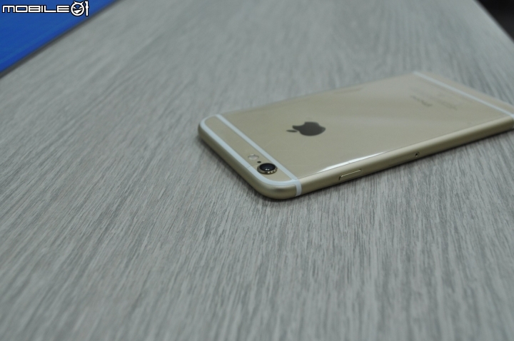 iPhone 6 香檳金入手開箱 + TUNEWEAR SOFTSHELL TPU保護套，說不出的爽感~~