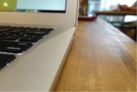 [分享] 終於找到讓MacBook和記憶卡可以完美貼合的超級好物！！