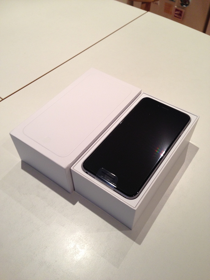 [ 開箱 ] iPhone 6 plus space grey 太空灰 與iPhone 5 black slate 比較