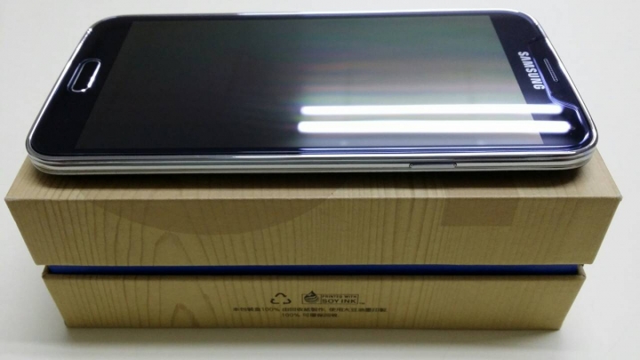 [開箱文] 金秀賢 親筆簽名 Samsung Galaxy S5 16G 炫音藍
