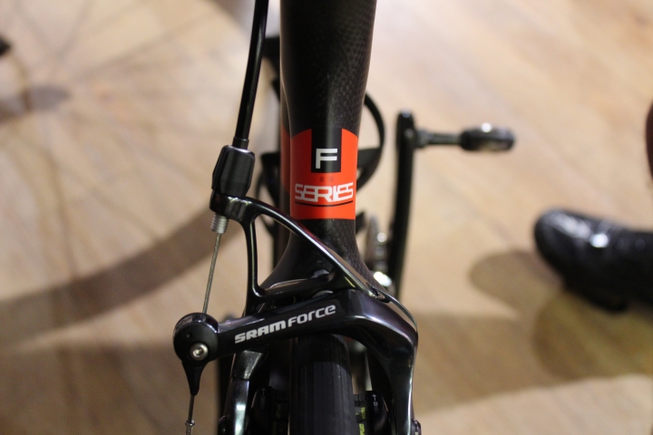 [開箱]  Felt F1+SRAM Force