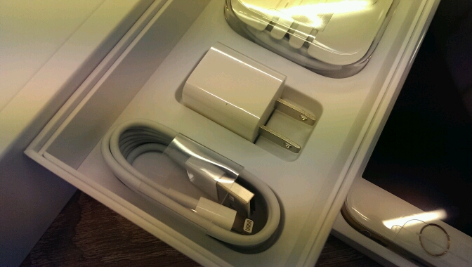 {mr.獅;:彘 分享} Gold is sexy, 金色好性感 iPhone6參上