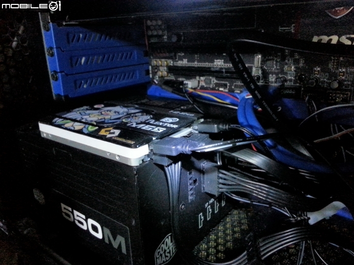 最近作品：讓電腦性能UP的電子妖精！浦科特M6S 128GB藍光LED彩繪版 固態硬碟