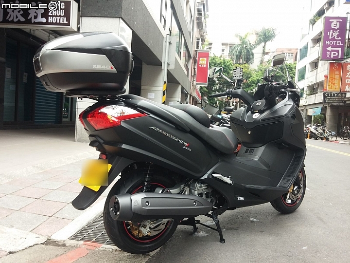 [心得] 2014年式SYM MAXSYM 400i ABS-消光黑特仕版開箱+騎乘心得