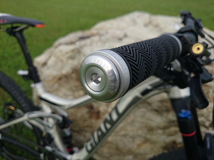 [開箱] 2015 GIANT TRANCE 27.5 1