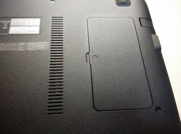 請問Asus X455LD筆電記憶體安裝......