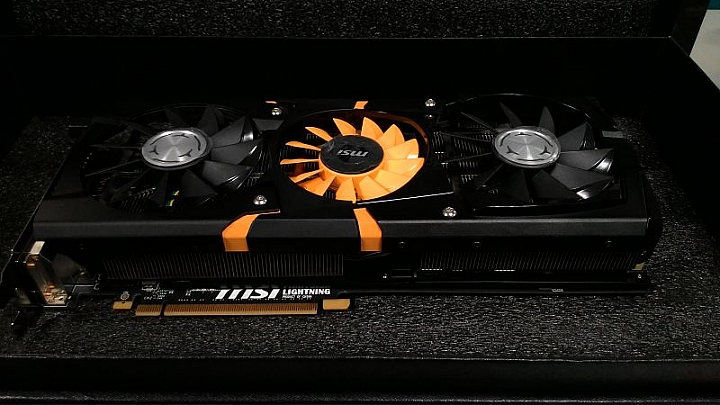MSI 最高端主機板X99S Gaming 9 AC 開箱