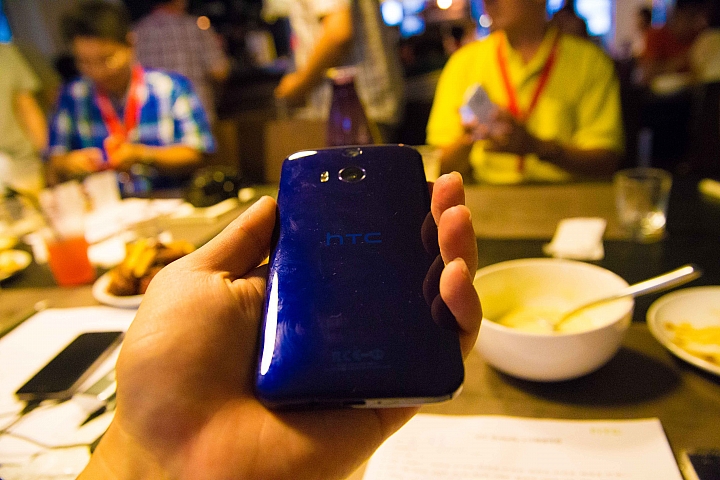 【HTC同樂會】心得文章 ~蝴蝶飛~~蝴蝶飛~蝴蝶1飛完蝴蝶2飛~HTC Butterfly 2體驗會
