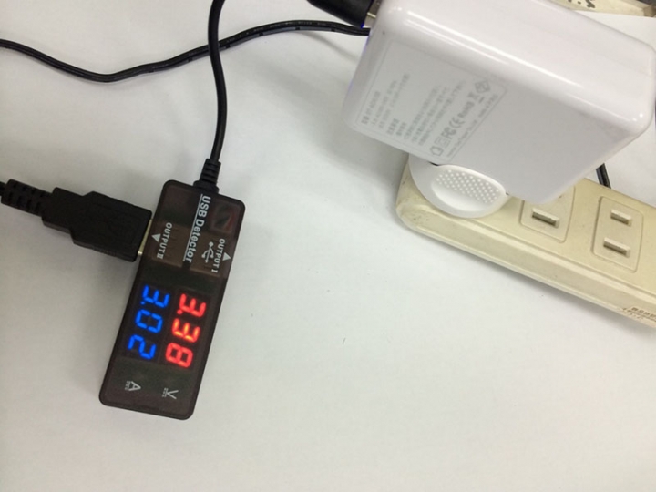 巿售三款4 Port USB充電器小小試測