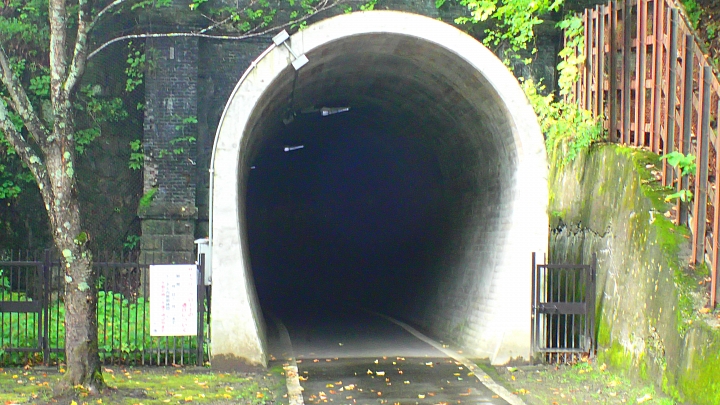 悲情 北海道之旅 完 全日本壓馬路（株）