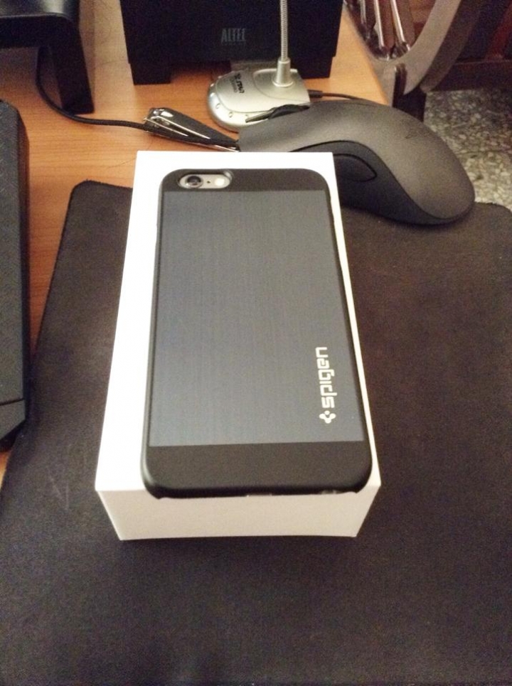 [開箱] iPhone6 保護殼- Spigen Aluminum Fit