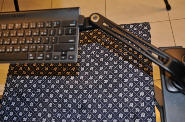 我的平板鋁合金支架, IPAD, 安卓都有通喔^^