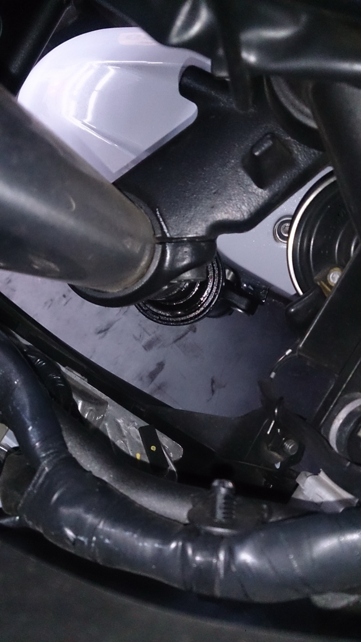 Ninja300前避震漏油