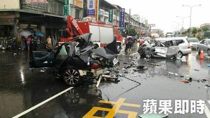 2014.9.21嘉義車禍造成三人喪生...