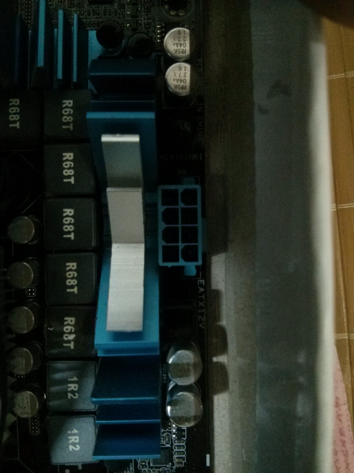 主機板上的8pin只接單4pin 可以嗎?