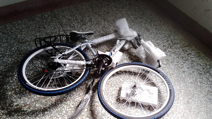 [開箱] 21速電動登山車