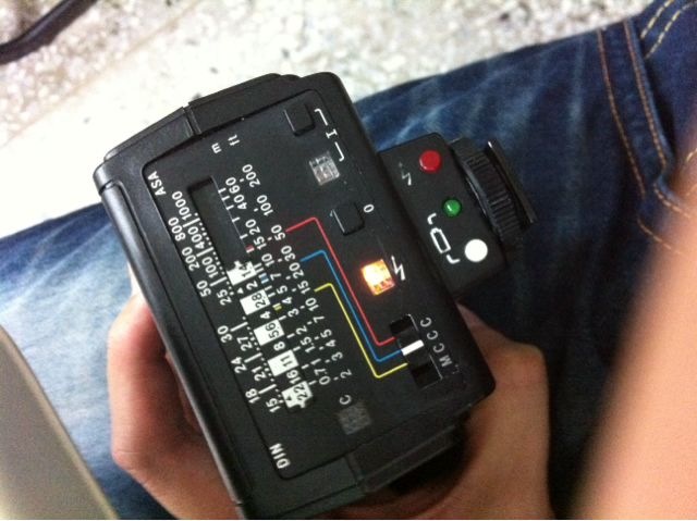 A350外接閃燈求解