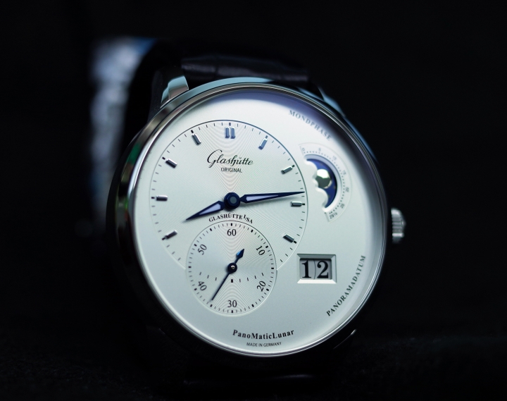 德意志精神的傳承，Glashutte Original 90偏心月相腕表