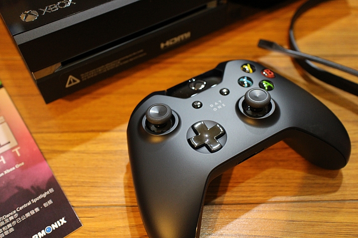 女王的恩賜---XBOX One 開箱文