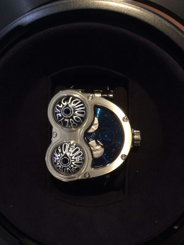 獨立製表The MB&F「 HM3」 MoonMachine Watch