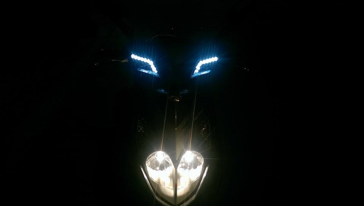 新手第一次開箱《雷霆 150 ABS Motocam 消光黑》