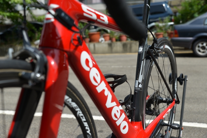 男人就該駕馭~~紅鬃烈馬~~   New Cervelo S3 2014 圖多字少...